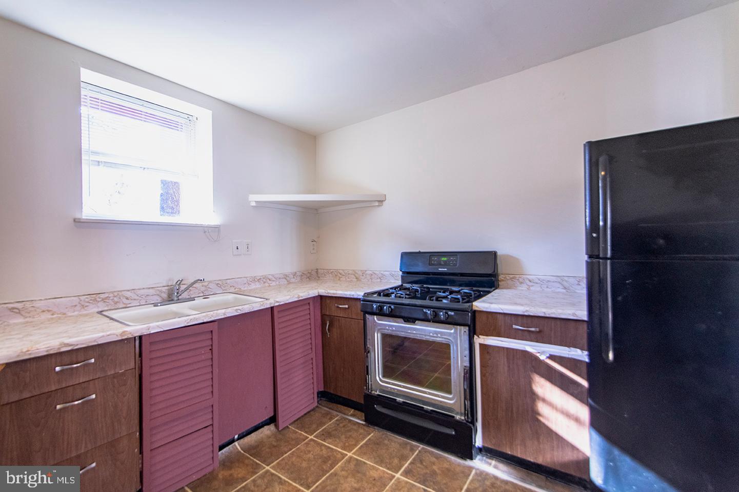 2612 Reed Street Philadelphia, PA 19146 - Photo 4 of 9
