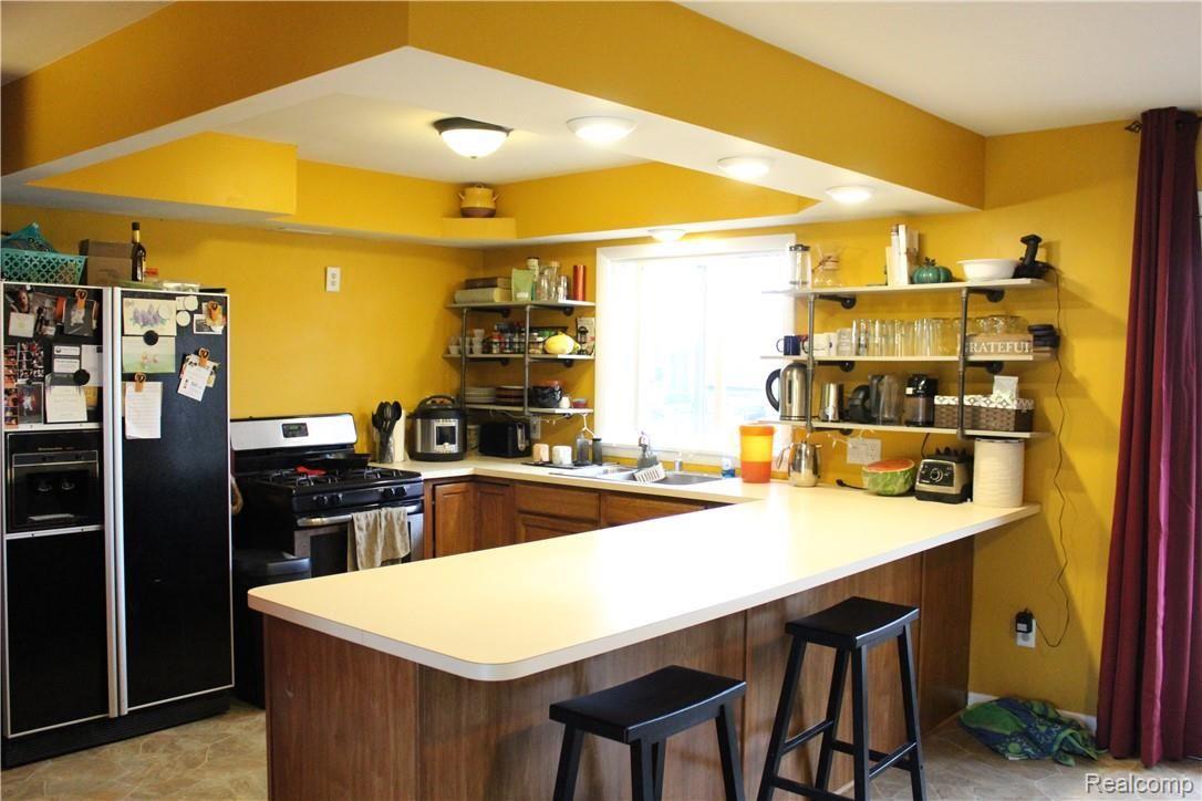 2441 Riverside Drive Port Huron, MI 48060 - Photo 20 of 39 IMG_1553.JPG