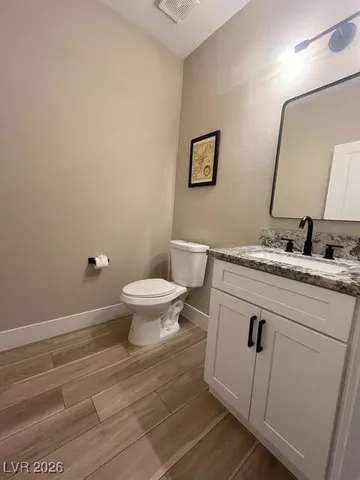 $4,950 | 724 North Naples Street, Henderson, NV 89015