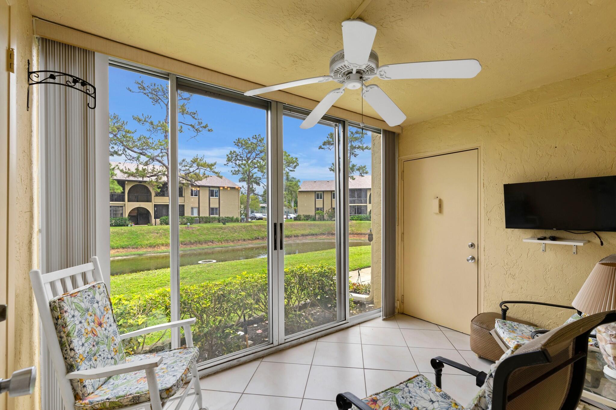 336 Pine Ridge Circle, Unit B1 Greenacres, FL 33463 - Photo 19 of 30 DSC07993.jpg-FULL