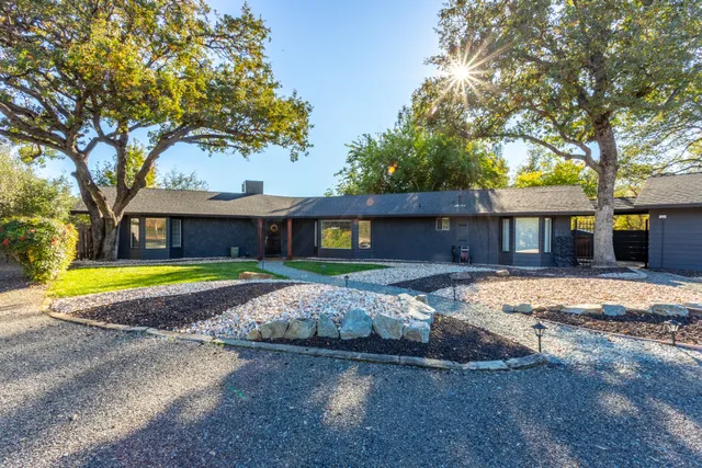 $499,000 | 17063 Hawthorne Avenue, Anderson, CA 96007
