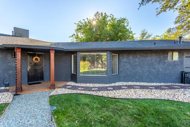$499,000 | 17063 Hawthorne Avenue, Anderson, CA 96007