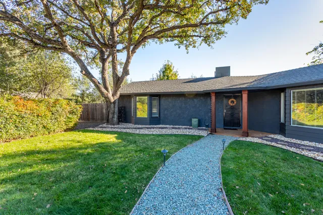 $499,000 | 17063 Hawthorne Avenue, Anderson, CA 96007