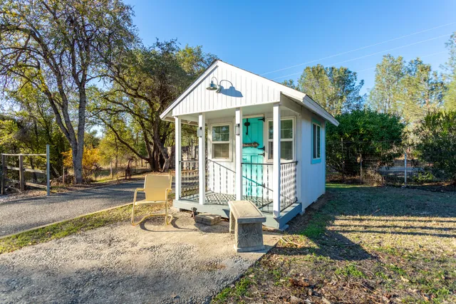 $499,000 | 17063 Hawthorne Avenue, Anderson, CA 96007