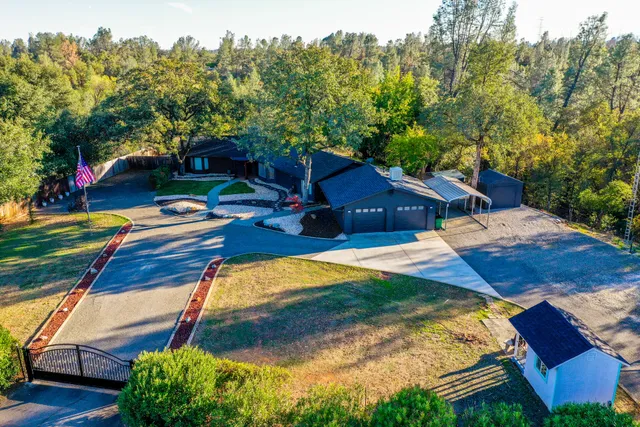 $499,000 | 17063 Hawthorne Avenue, Anderson, CA 96007