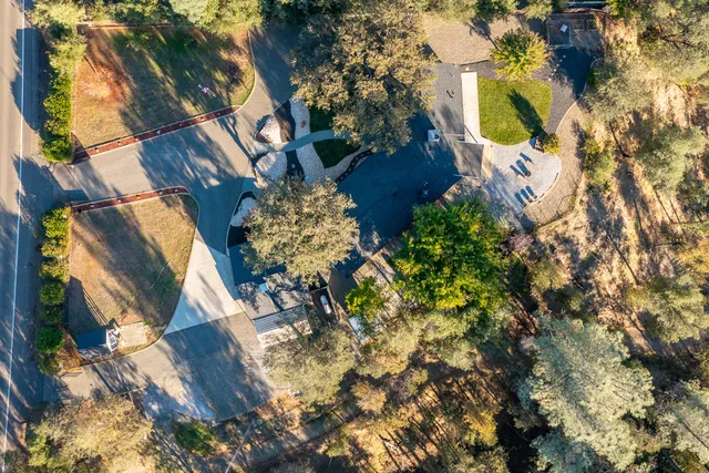 $499,000 | 17063 Hawthorne Avenue, Anderson, CA 96007