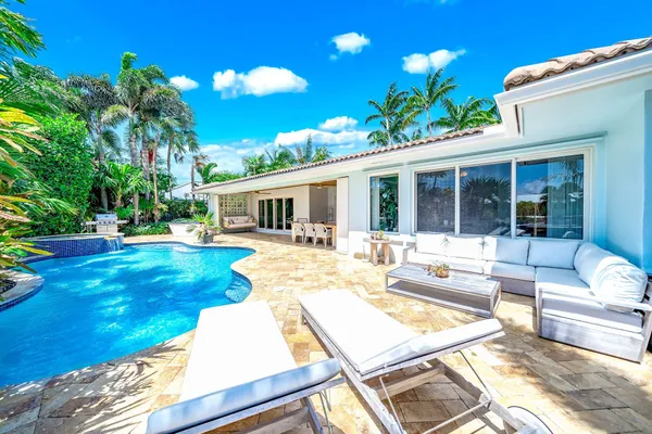 $2,150,000 | 4010 Northeast 25th Avenue, Lighthouse Point, FL 33064