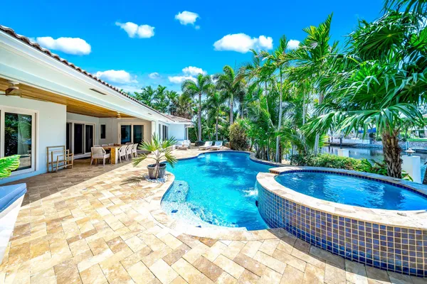 $2,150,000 | 4010 Northeast 25th Avenue, Lighthouse Point, FL 33064