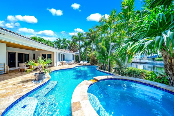 $2,150,000 | 4010 Northeast 25th Avenue, Lighthouse Point, FL 33064