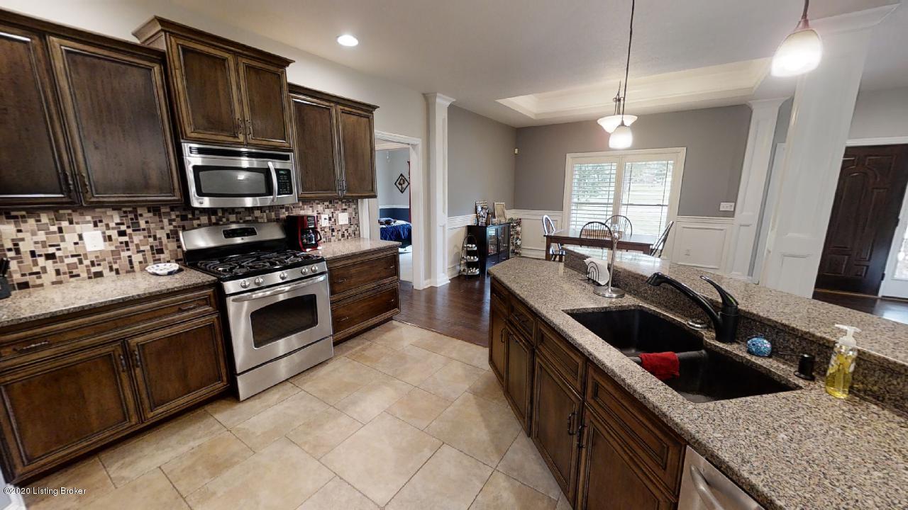 358 Springhurst Court Elizabethtown, KY 42701 - Photo 13 of 52 358-Springhurst-Ct-Elizabethtown-KY-4270