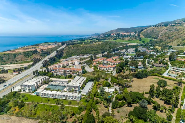 $5,250 | 23901 Civic Center Way, Unit 158, Malibu, CA 90265