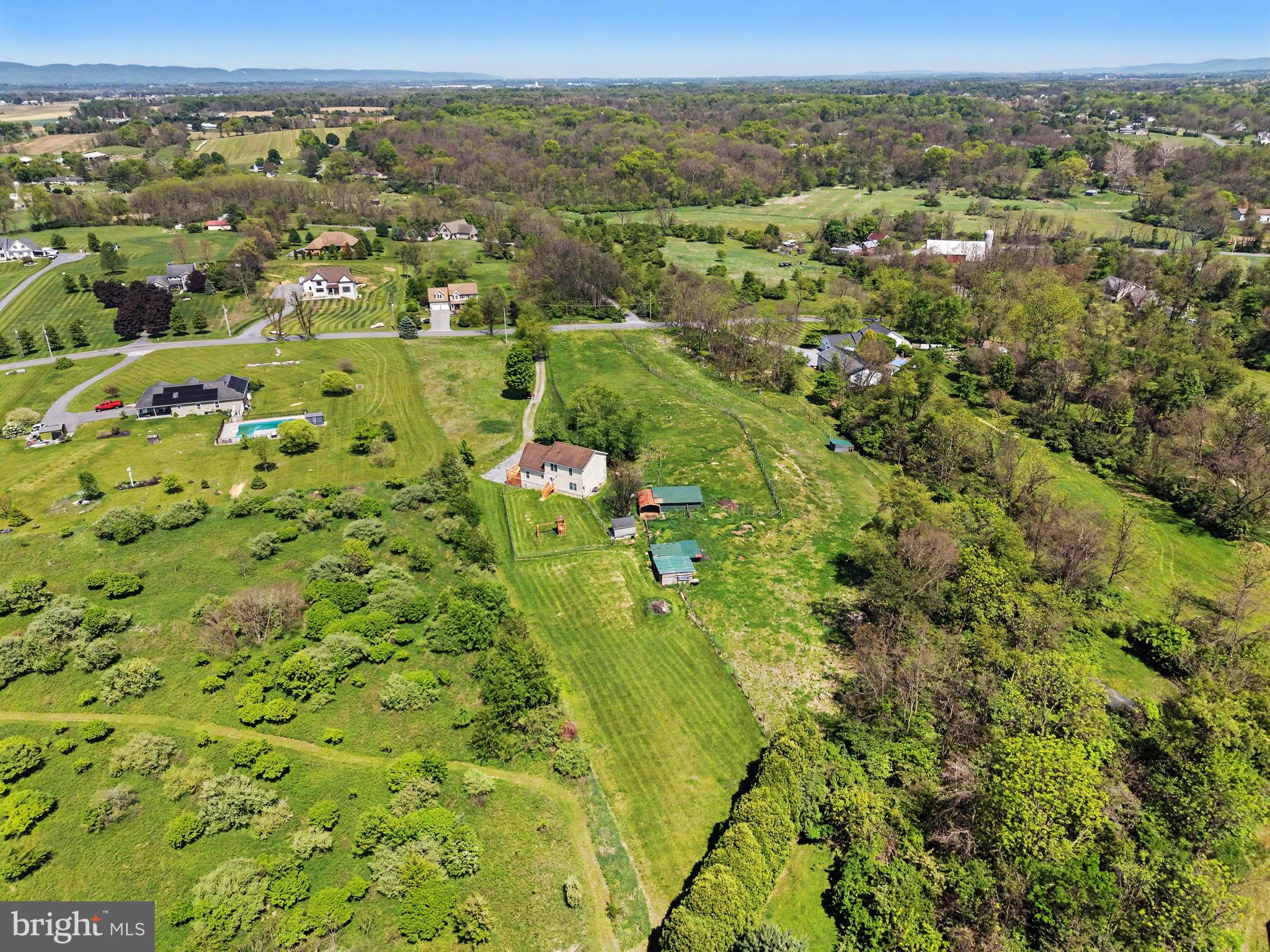 372 Kerrsville Road Carlisle, PA 17015 - Photo 4 of 36