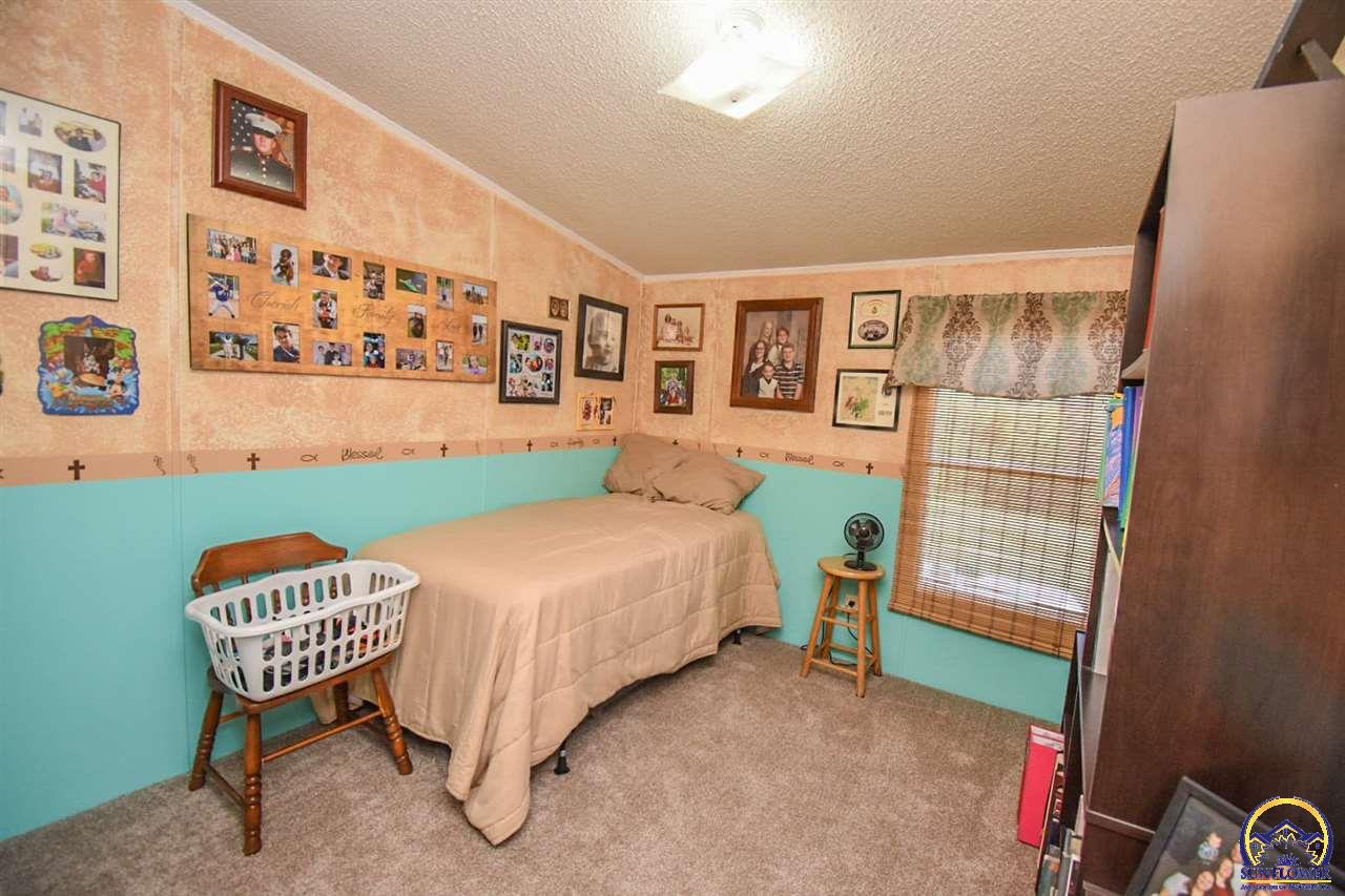 12358 262nd Road Lancaster, KS 66041 - Photo 8 of 12 Gallery Image 8