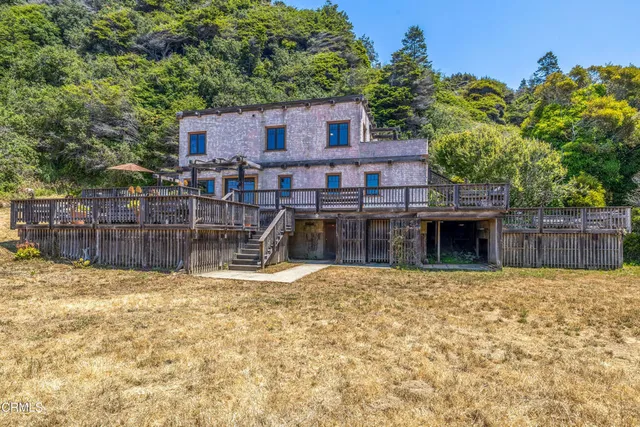 $1,599,000 | 42501 Highway 1, Westport, CA 95488