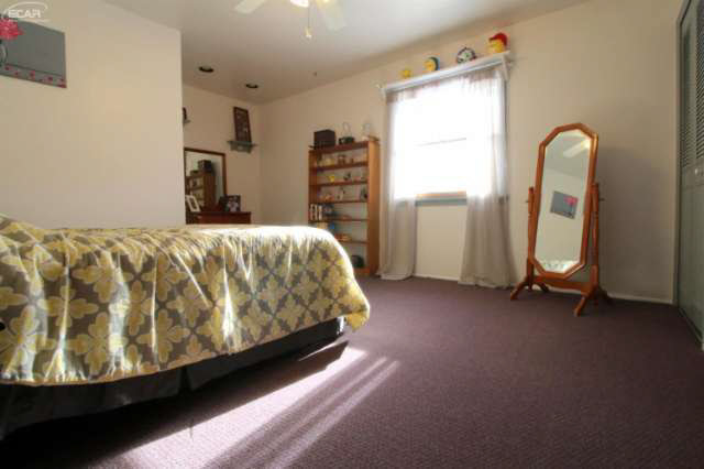 7491 Cook Road Swartz Creek, MI 48473 - Photo 9 of 34 20457084-8.JPG