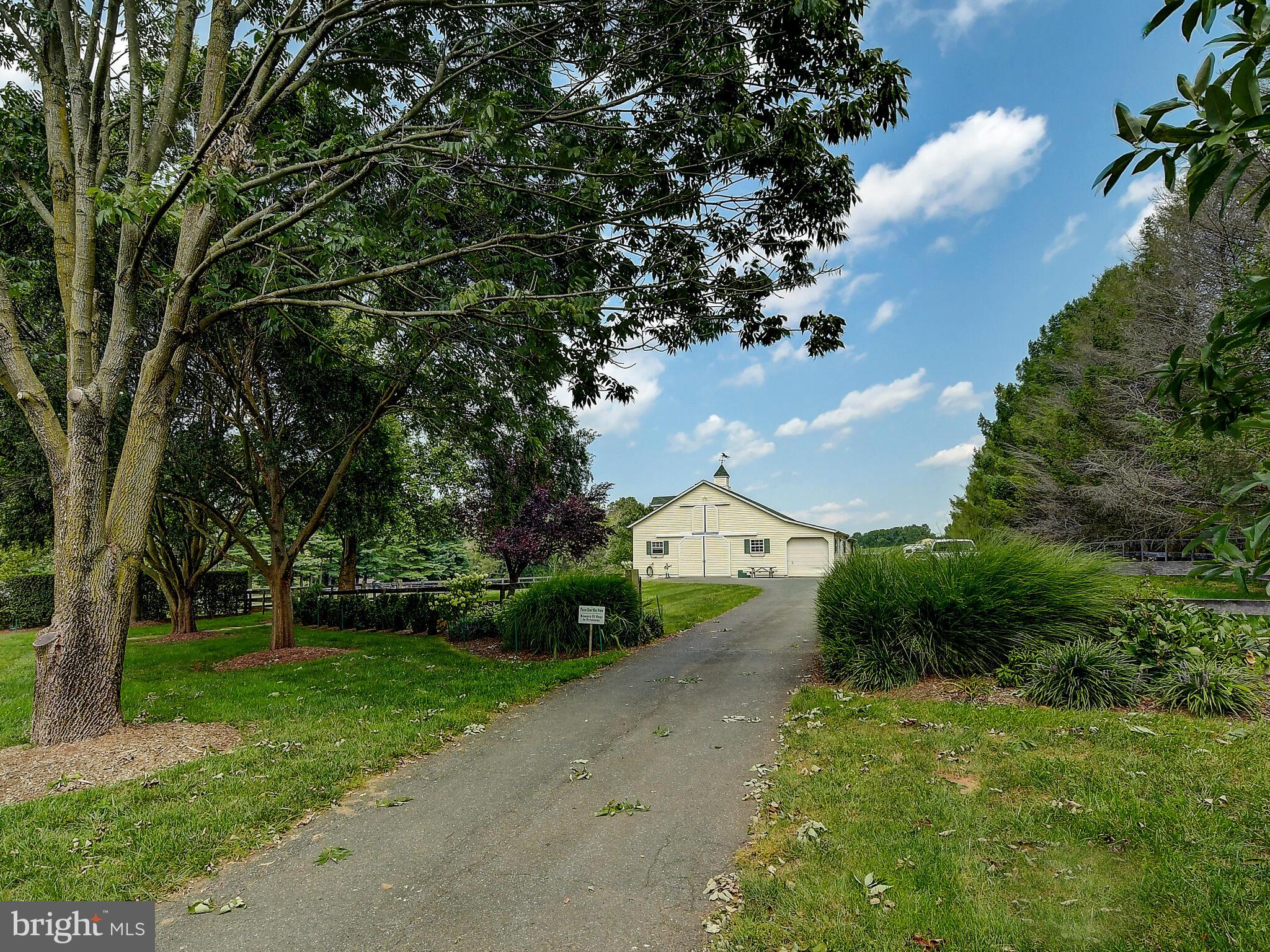 2812 Pocock Road Monkton, MD 21111 - Photo 87 of 94 Driveway to the Barn