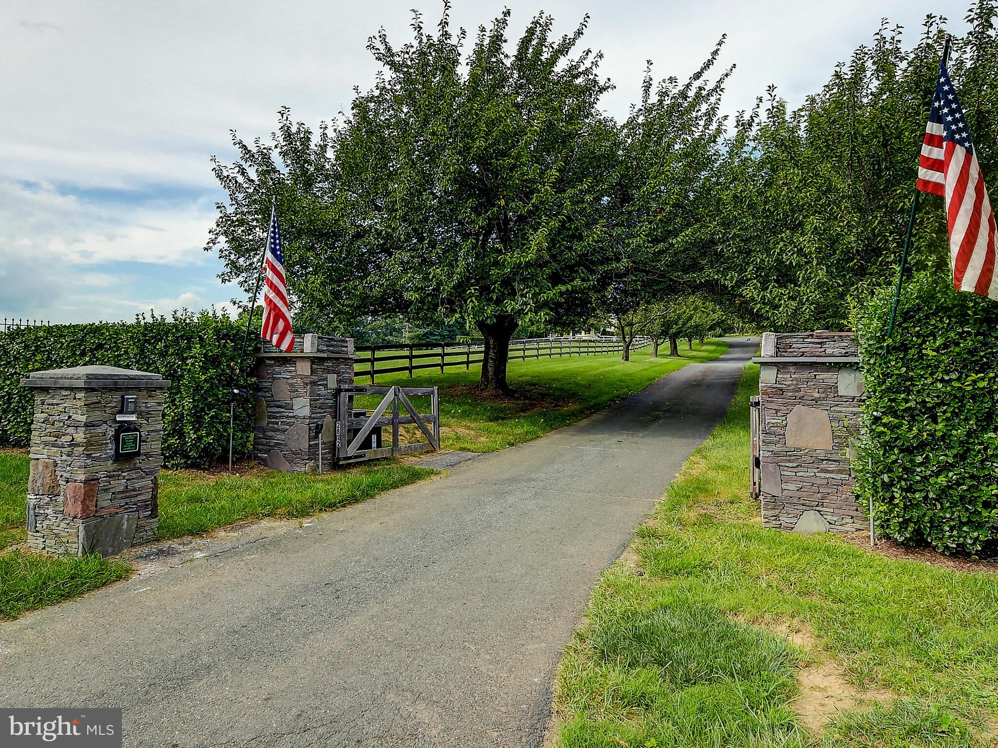 2812 Pocock Road Monkton, MD 21111 - Photo 90 of 94 Gated Entrance with Custom Stone Pillars & Mailbox