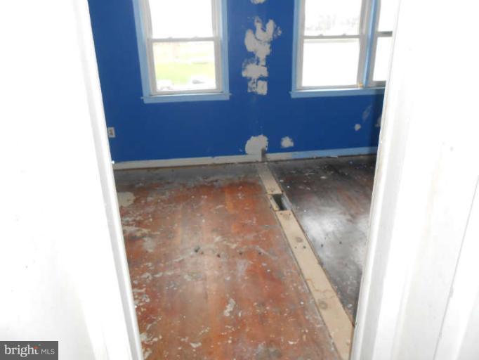 2045 Inverton Road Baltimore, MD 21222 - Photo 6 of 9 Bedroom