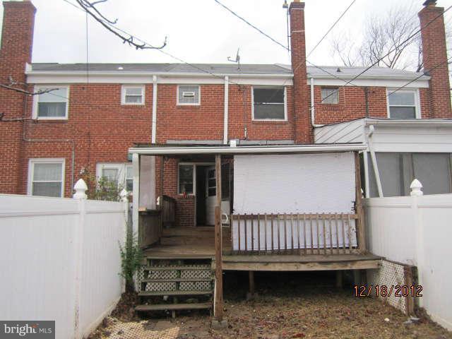 2045 Inverton Road Baltimore, MD 21222 - Photo 8 of 9 Exterior (Rear)