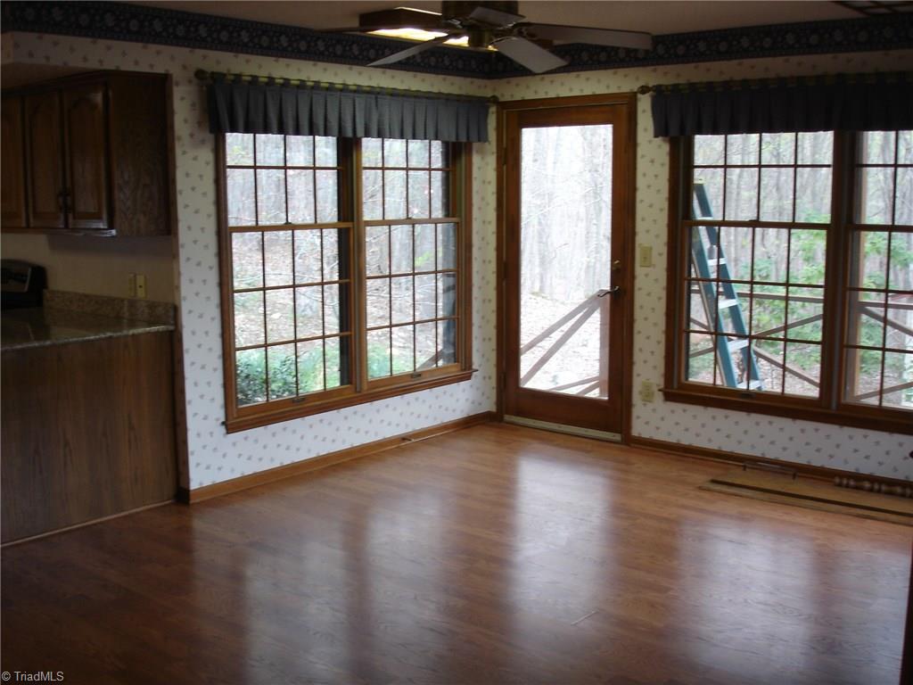 2686 Scott Mountain Rd Extension Asheboro, NC 27205 - Photo 4 of 13 Gallery Image 4