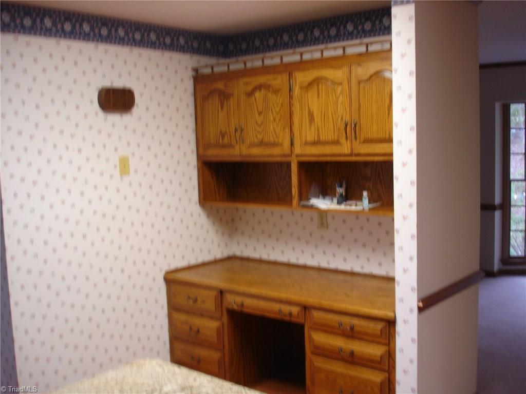 2686 Scott Mountain Rd Extension Asheboro, NC 27205 - Photo 5 of 13 Gallery Image 5