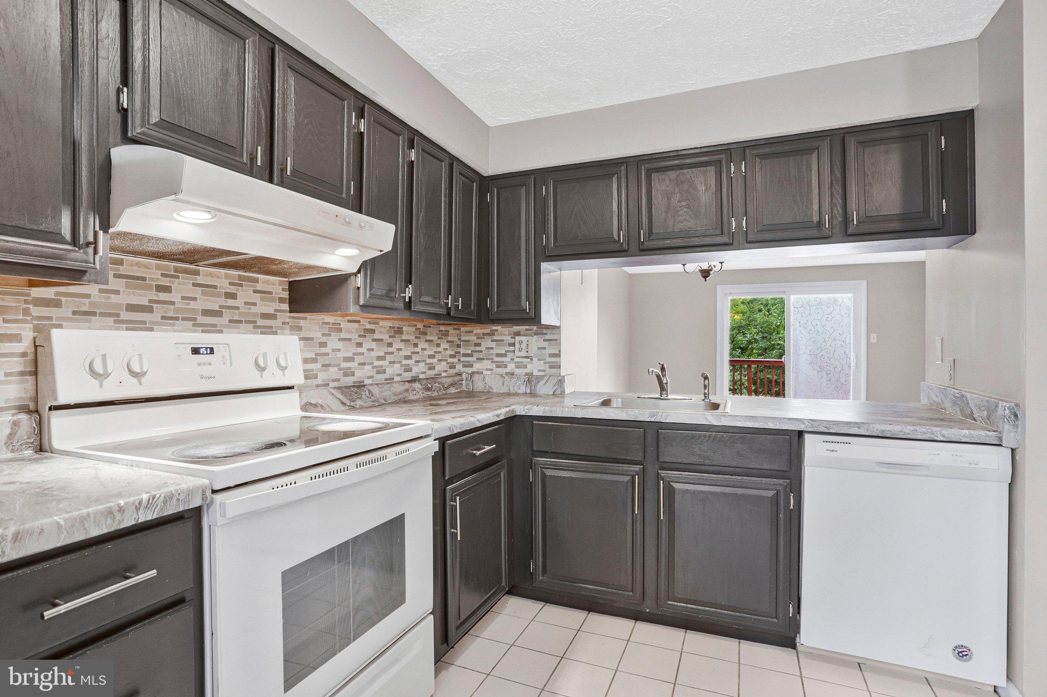 2837 Shepperton Terrace Silver Spring, MD 20904 - Photo 9 of 40