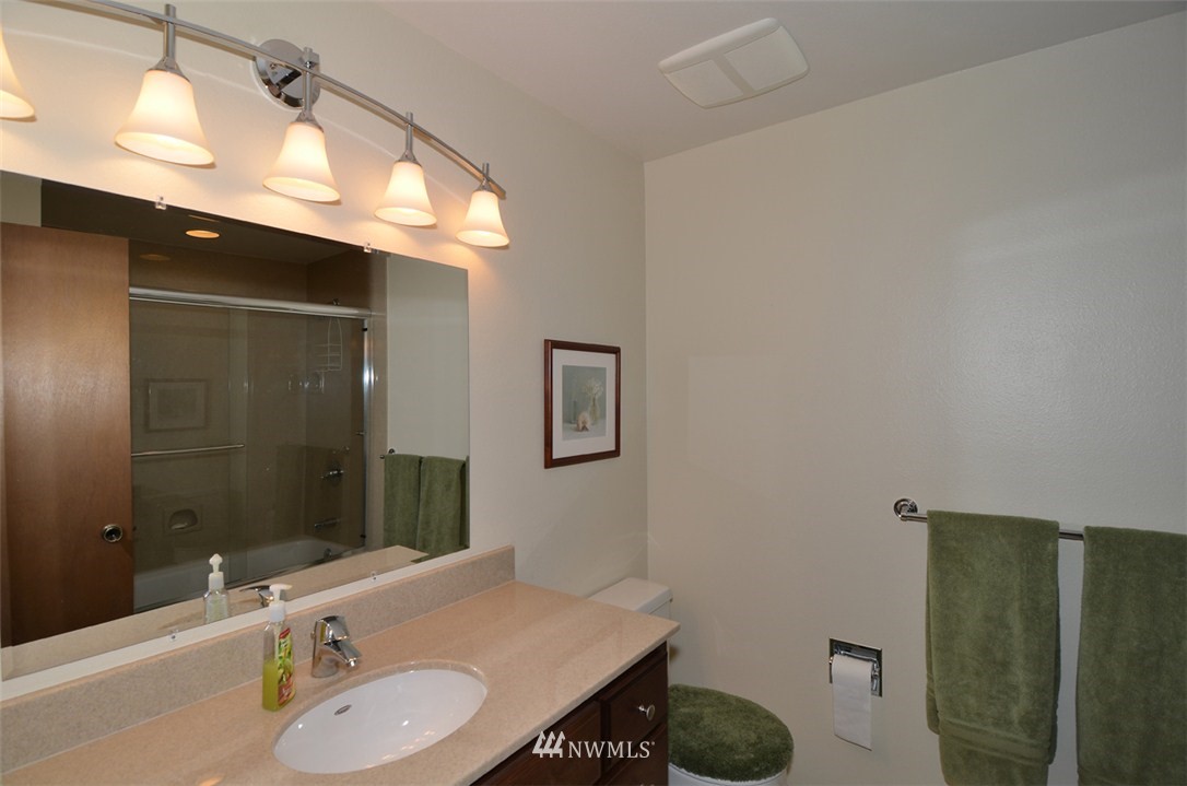 16714 22nd Avenue Southeast Bothell, WA 98012 - Photo 6 of 14