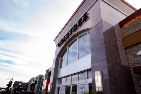 $649,000 | 6408 Tanner Oak Lane, Raleigh, NC 27613