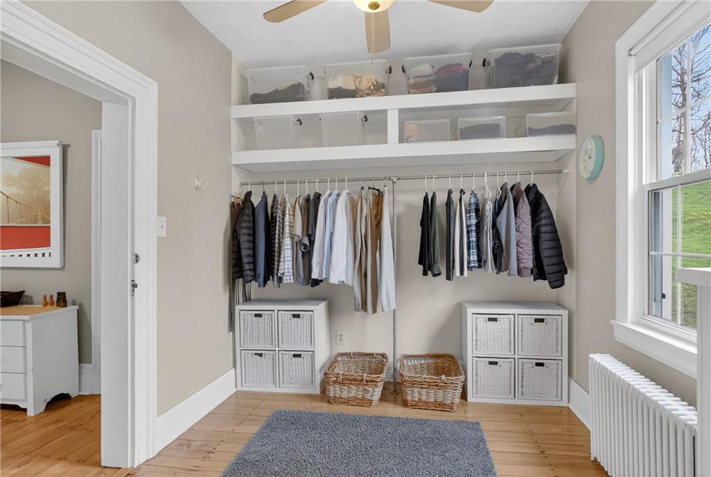 395 McGuffey Road West Alexander, PA 15376 - Photo 25 of 49 Master Closet (11x10)