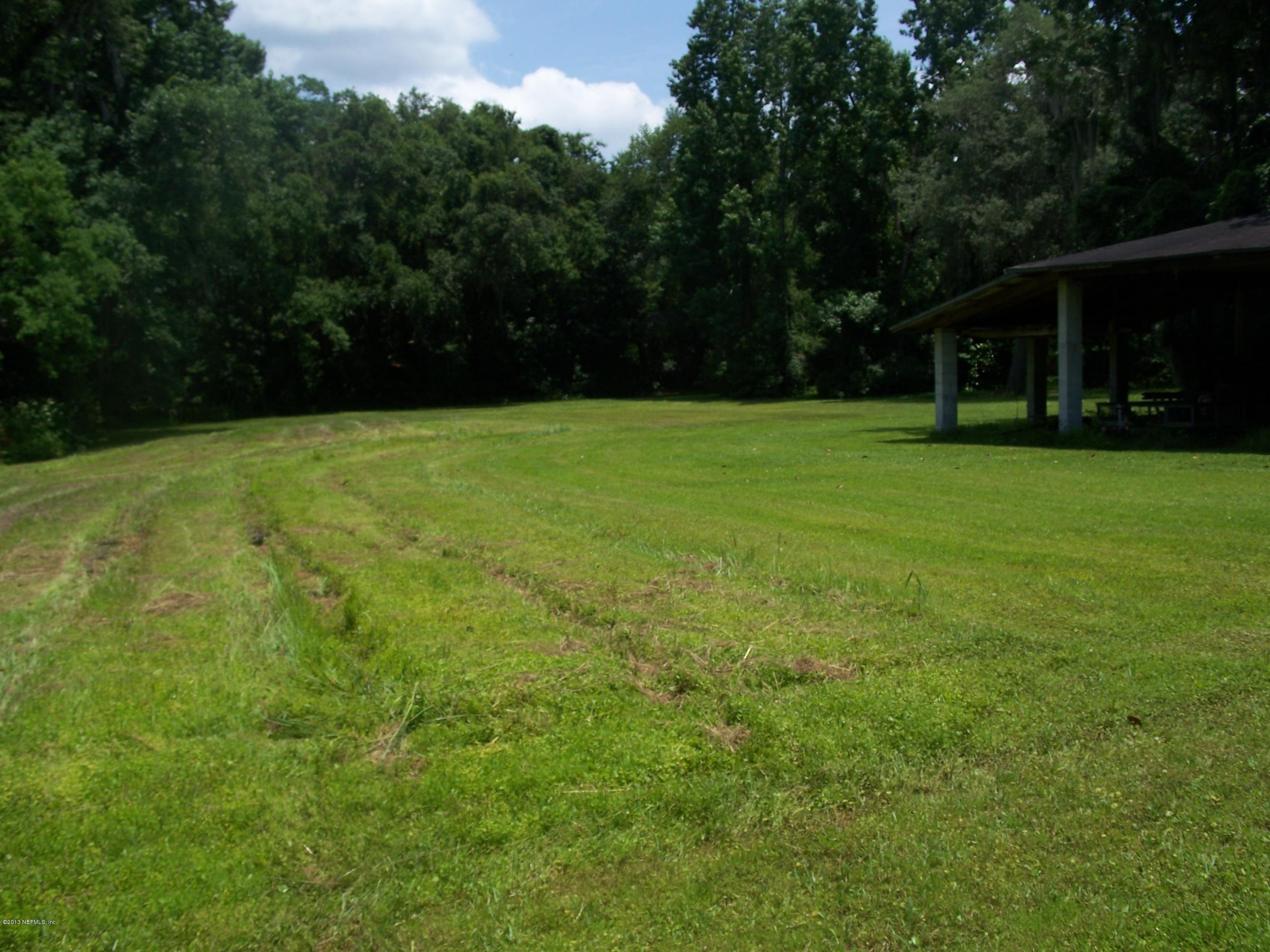 165 Holly Knowe Road Fleming Island, FL 32003 - Photo 4 of 5 Backyard
