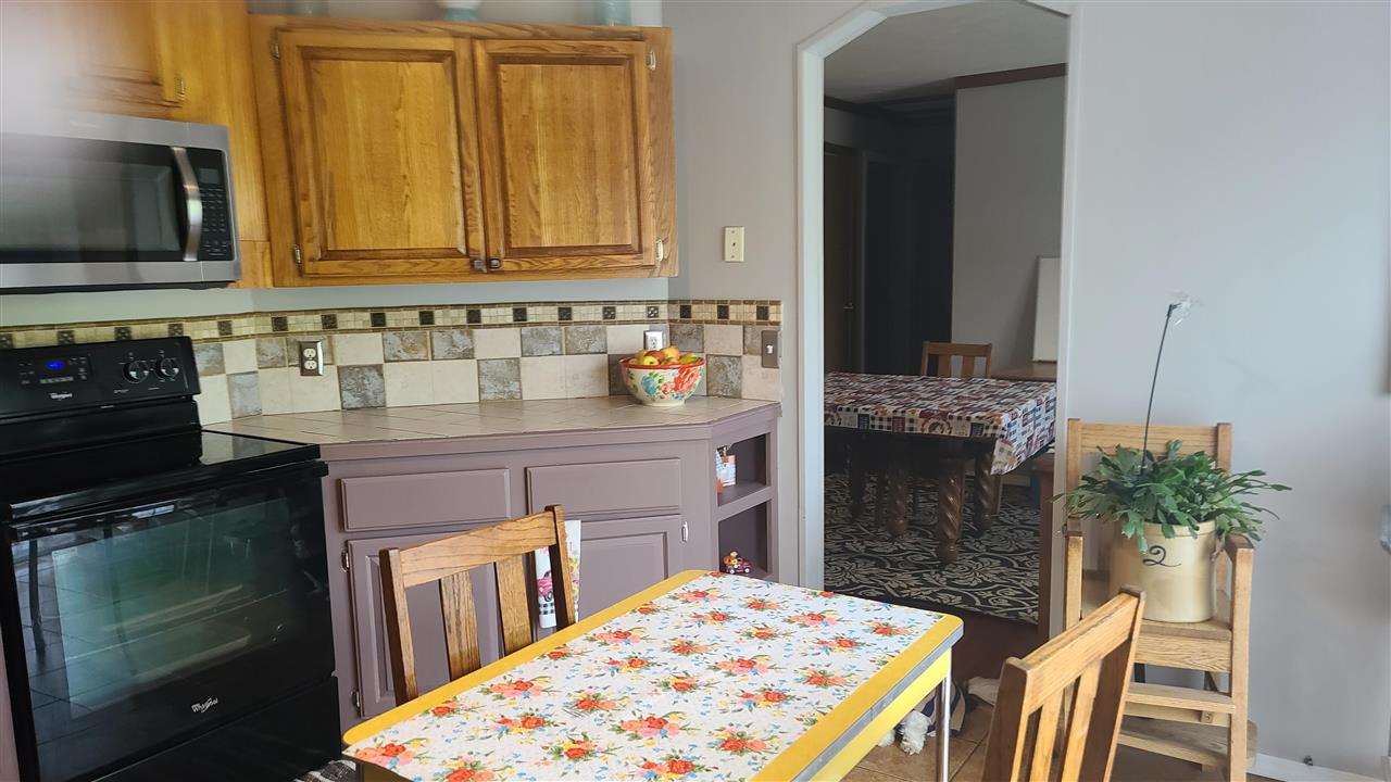 4677 Ludlow Road South Boardman, MI 49680 - Photo 10 of 18 1893473-9.JPG