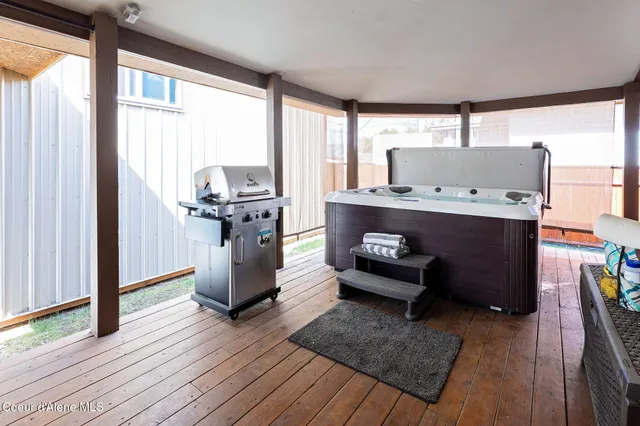 $999,000 | 1219 East Front Avenue, Coeur D'Alene, ID 83814