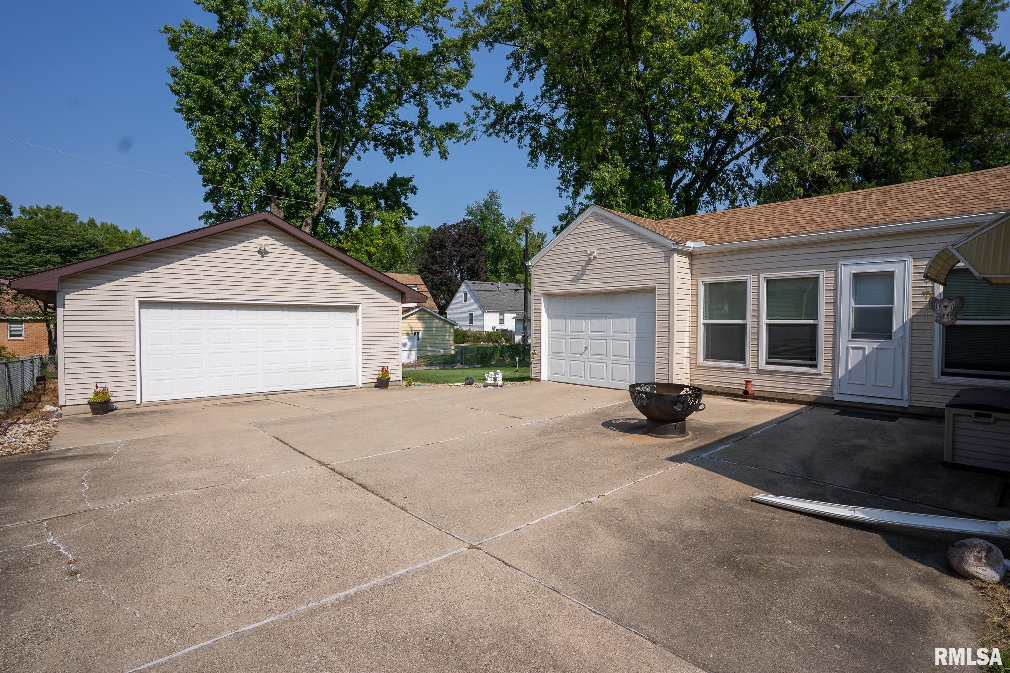 1919 Marland Street Springfield, IL 62702 - Photo 16 of 19 Gallery Image 16