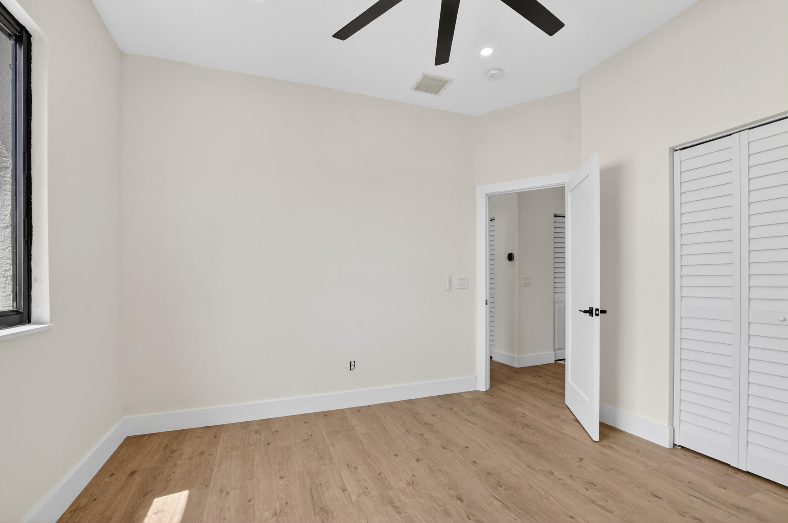 7548 Fairway Trail Boca Raton, FL 33487 - Photo 36 of 51 Bedroom 3