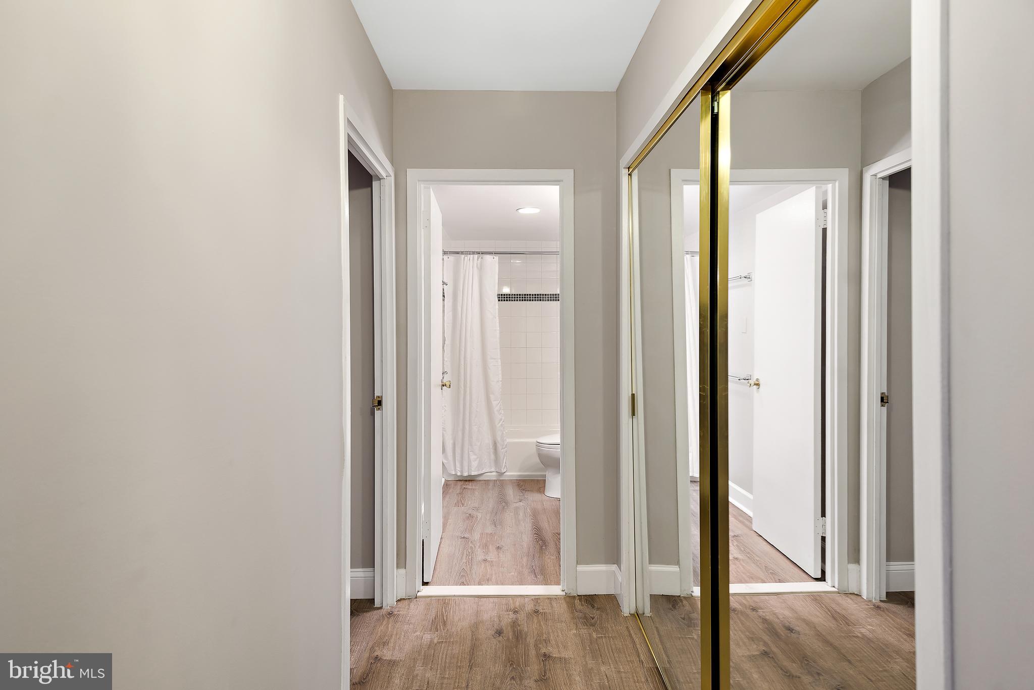 5225 Pooks Hill Road, Unit 1720S Bethesda, MD 20814 - Photo 11 of 33