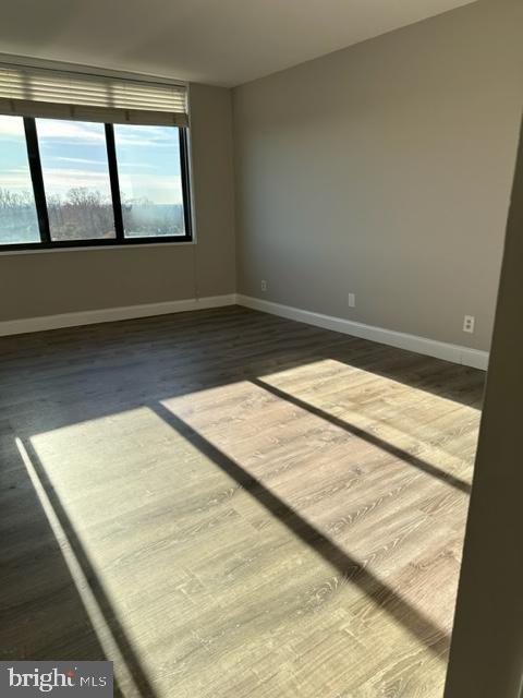 5225 Pooks Hill Road, Unit 1720S Bethesda, MD 20814 - Photo 27 of 33