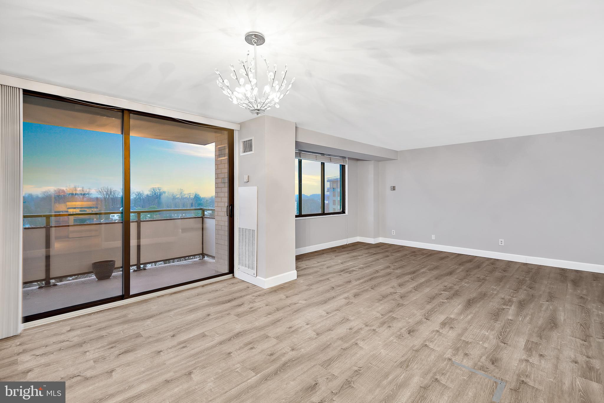 5225 Pooks Hill Road, Unit 1720S Bethesda, MD 20814 - Photo 4 of 33