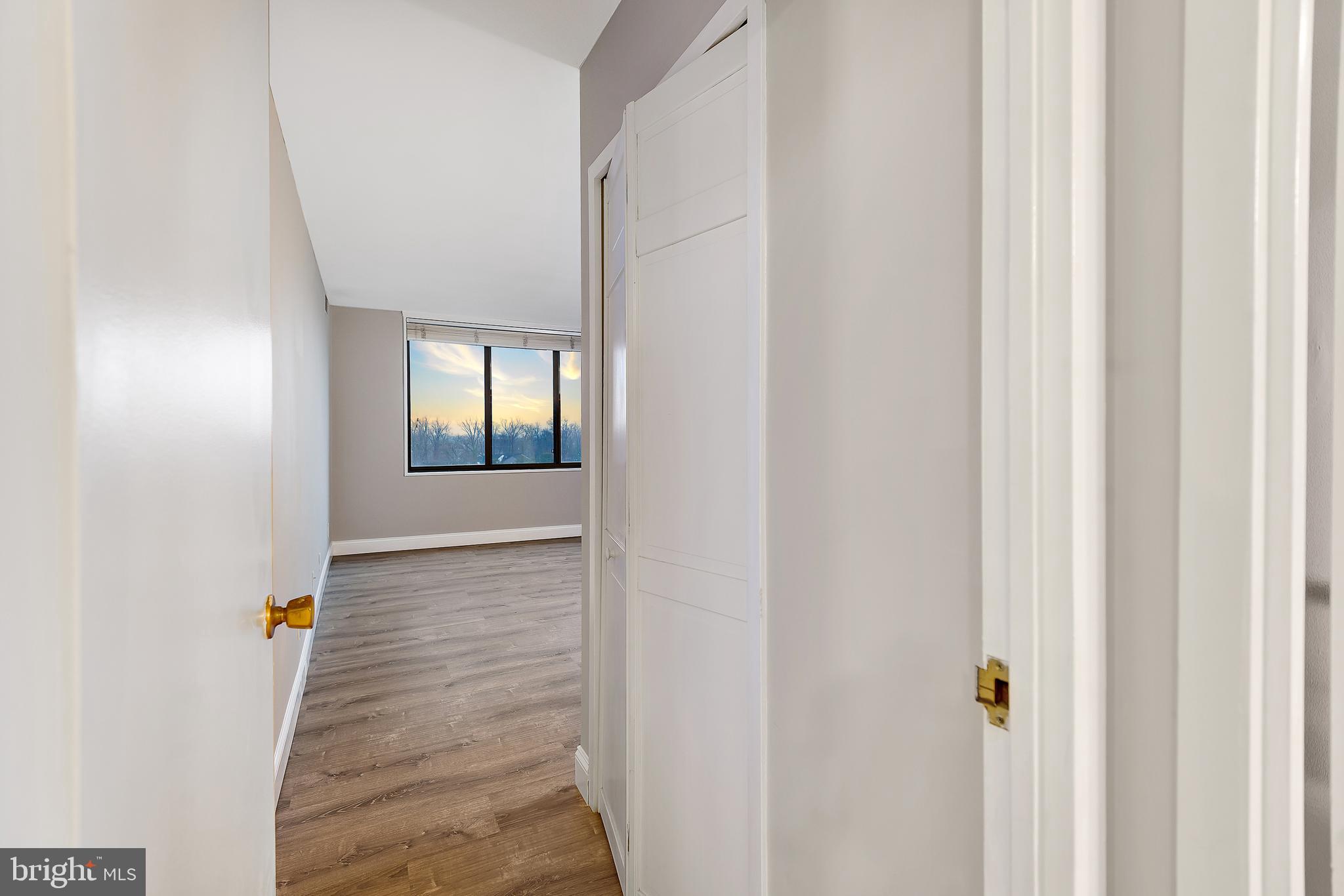 5225 Pooks Hill Road, Unit 1720S Bethesda, MD 20814 - Photo 10 of 33