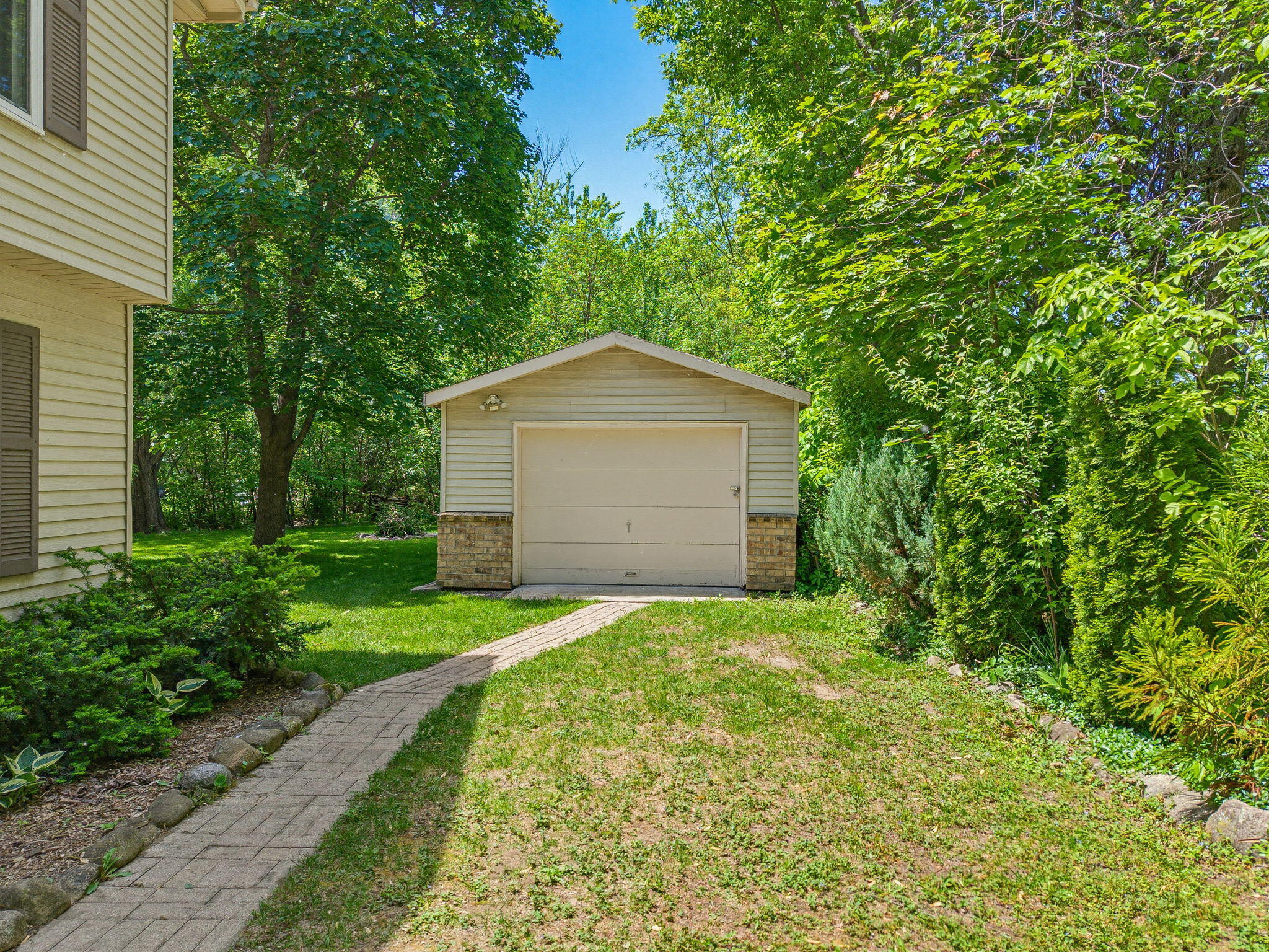 6912 North Tichigan Road Waterford, WI 53185 - Photo 47 of 52 Detached Garage