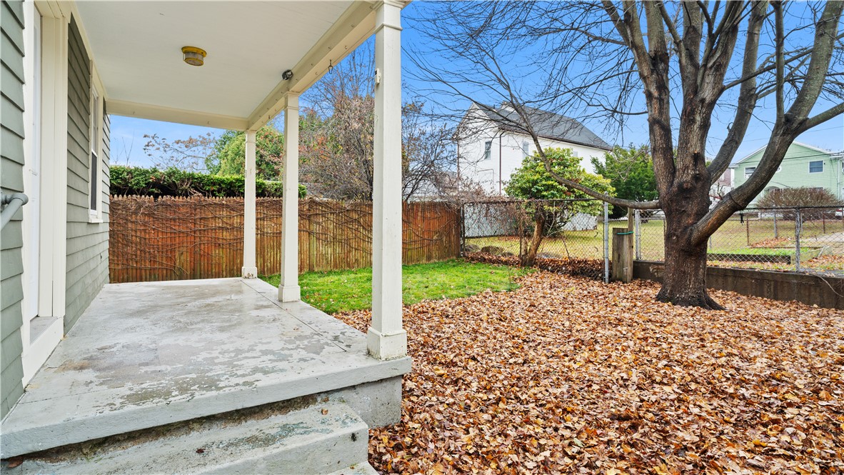 160 Canton Street Providence, RI 02908 - Photo 31 of 35