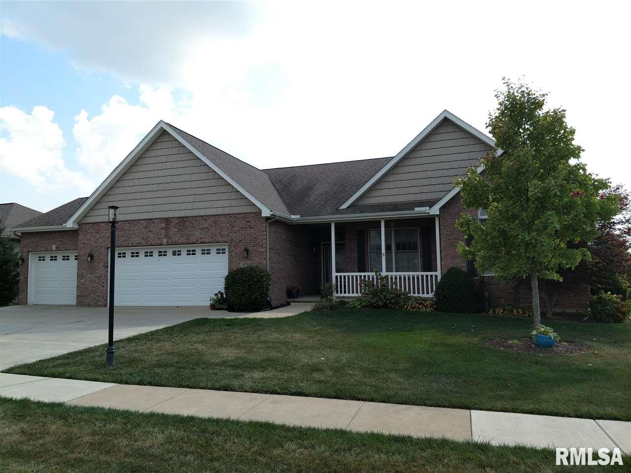 1712 Kingsbury Road Washington, IL 61571 - Photo 1 of 36 Gallery Image 1