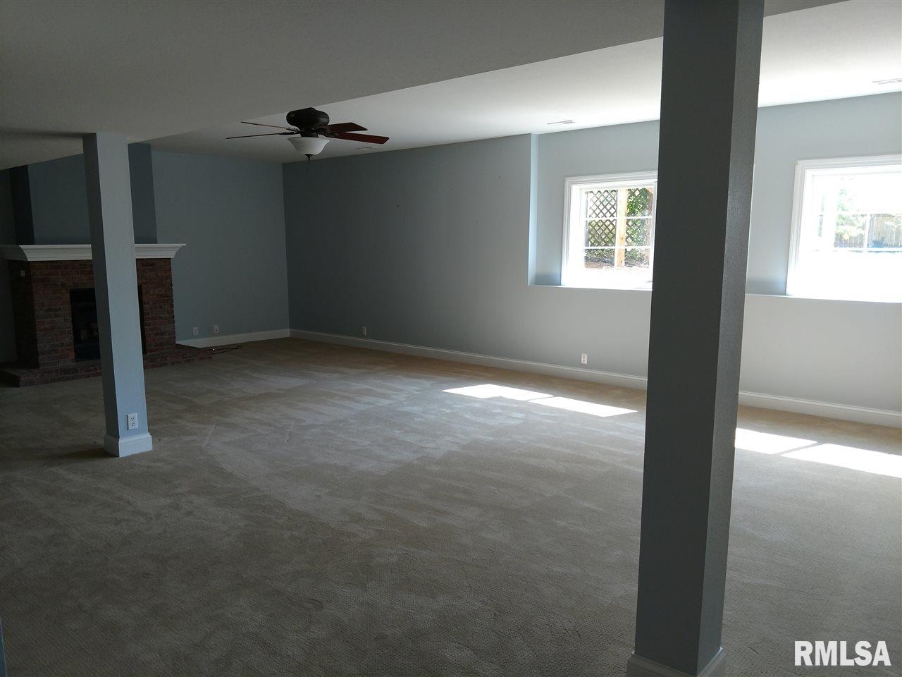1712 Kingsbury Road Washington, IL 61571 - Photo 26 of 36 Gallery Image 26