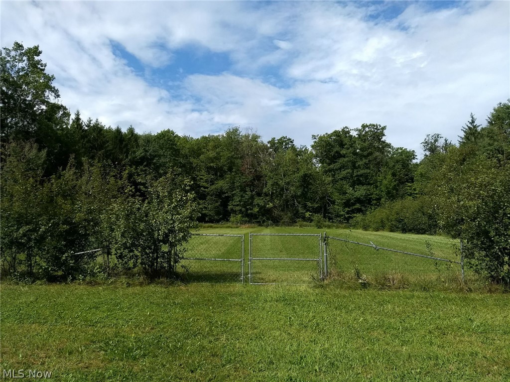 9090 Williams Road Chardon, OH 44024 - Photo 1 of 5