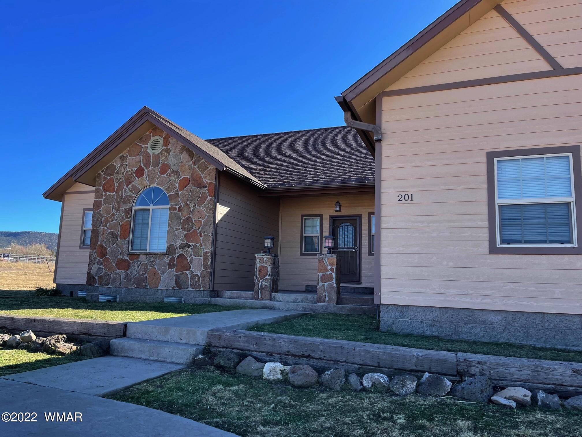 201 Mulligan Road Eagar, AZ 85925 - Photo 3 of 38 Gallery Image 3