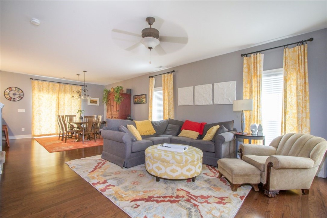 1032 Edenbrooke Circle Anderson, SC 29621 - Photo 2 of 23 Gallery Image 2