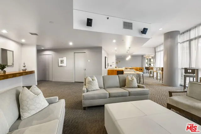 $2,550,000 | 13650 Marina Pointe Drive, Unit 1806, Marina del Rey, CA 90292