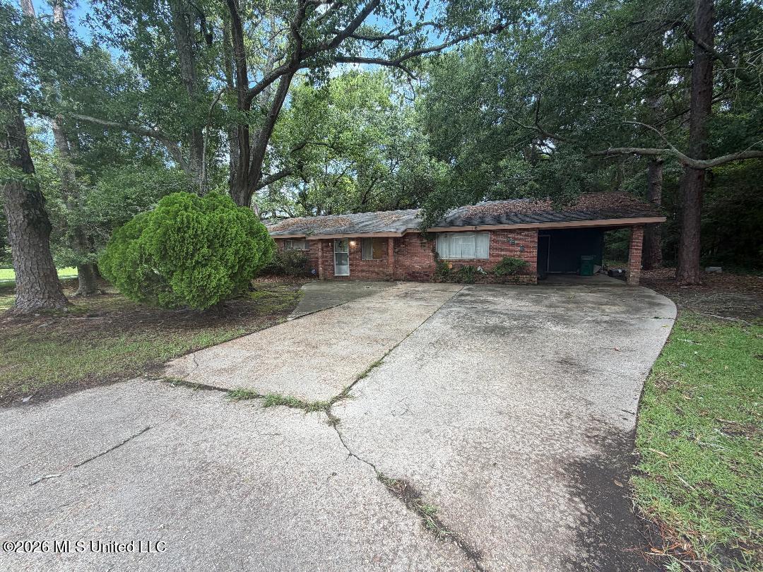 5825 Gregory Street Moss Point, MS 39563 - Photo 2 of 2 Gregory 2
