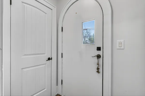 $419,000 | 320 Chalmers Street, Geneva, IL 60134