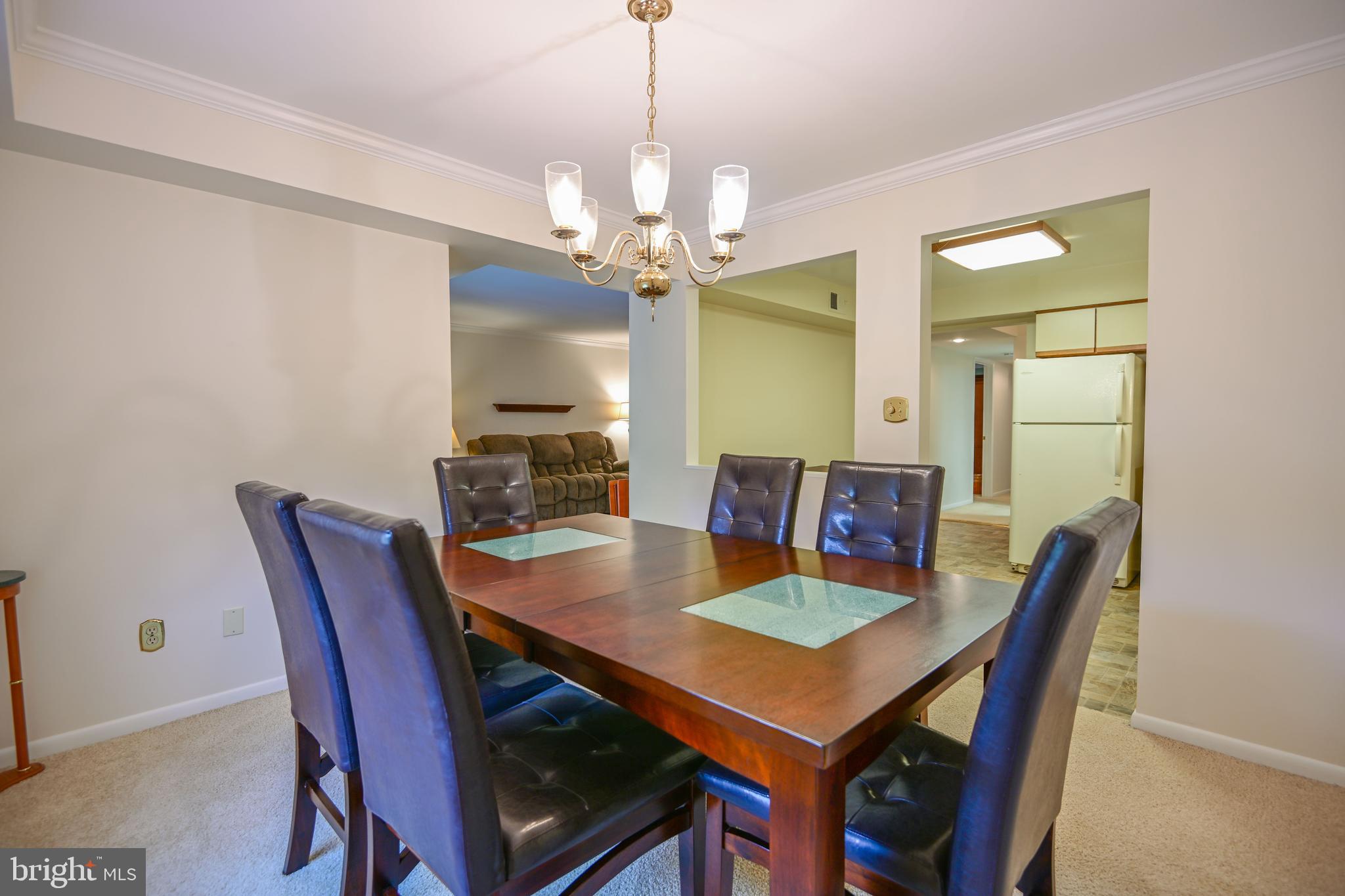 117 Castletown Road, Unit 301 Lutherville-Timonium, MD 21093 - Photo 7 of 23 dining room