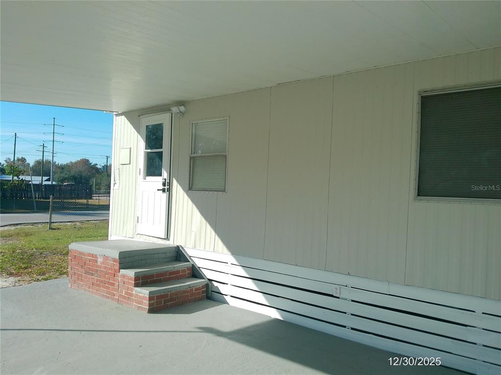 2115 Bailey Road Mulberry, FL 33860 - Photo 2 of 31